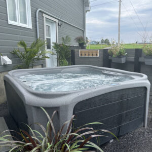 innovaspa-hot-tub-stream-4